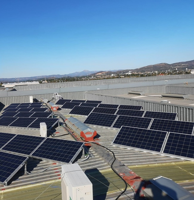 Paneles solares en Limitronic